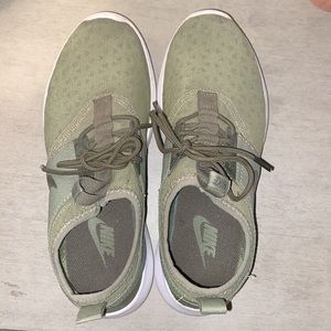 Nike Shoes 👟